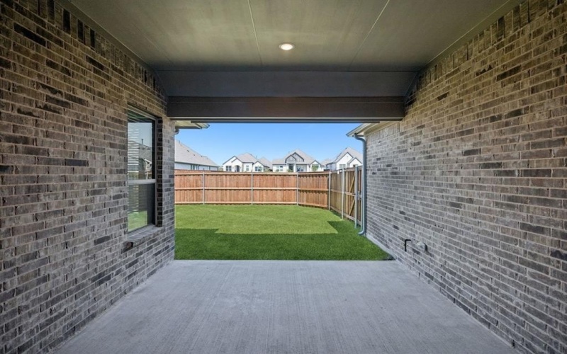 1009 Goldenrod Drive, Crowley, TX 76036, 4 Bedrooms Bedrooms, ,3 BathroomsBathrooms,Residential,For Sale,1009 Goldenrod Drive,0,21203035