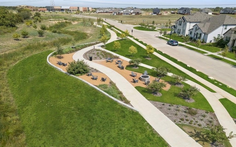 1009 Goldenrod Drive, Crowley, TX 76036, 4 Bedrooms Bedrooms, ,3 BathroomsBathrooms,Residential,For Sale,1009 Goldenrod Drive,0,21203035