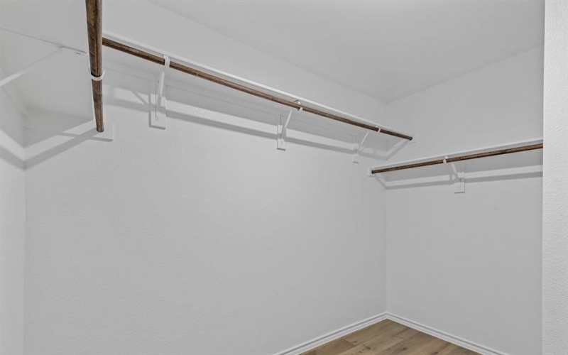 3102 Charleston Drive, Ennis, TX 75119, 4 Bedrooms Bedrooms, ,2 BathroomsBathrooms,Residential,For Sale,3102 Charleston Drive,0,21203082