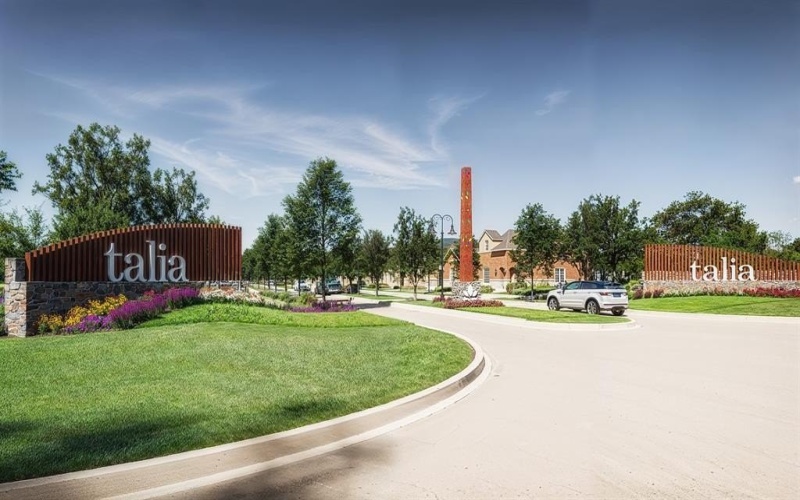 9816 Dahlia Boulevard, Mesquite, TX 75126, 3 Bedrooms Bedrooms, ,3 BathroomsBathrooms,Residential,For Sale,9816 Dahlia Boulevard,0,21203084