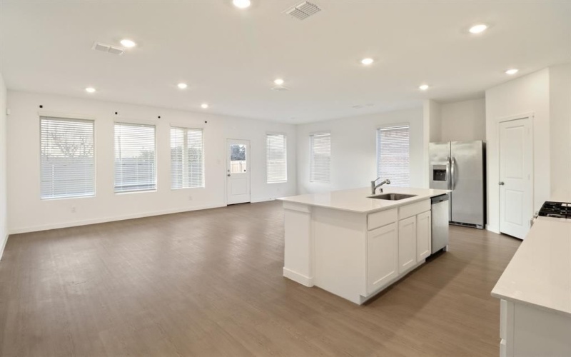 1016 Flameleaf Drive, Princeton, TX 75407, 3 Bedrooms Bedrooms, ,2 BathroomsBathrooms,Residential,For Sale,1016 Flameleaf Drive,0,21203089