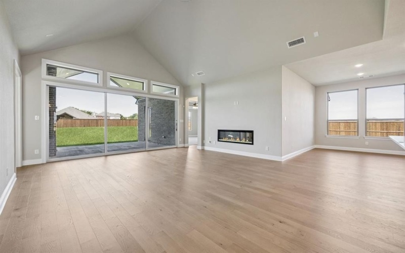 137 Cross Timbers Street, Azle, TX 76020, 4 Bedrooms Bedrooms, ,3 BathroomsBathrooms,Residential,For Sale,137 Cross Timbers Street,0,21203198