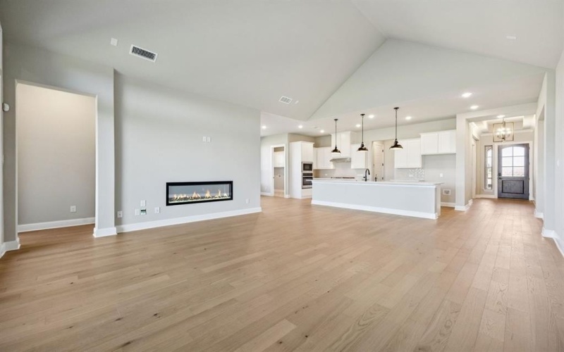 137 Cross Timbers Street, Azle, TX 76020, 4 Bedrooms Bedrooms, ,3 BathroomsBathrooms,Residential,For Sale,137 Cross Timbers Street,0,21203198