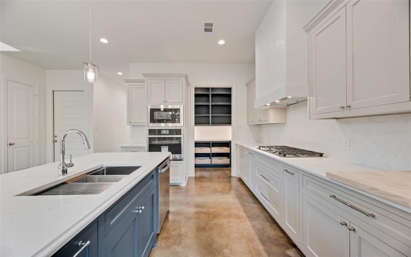 4404 Rusk Avenue, Dallas, TX 75204, 3 Habitaciones Habitaciones , ,3 BañosBaños,Residential,En Venta,4404 Rusk Avenue,0,21200210