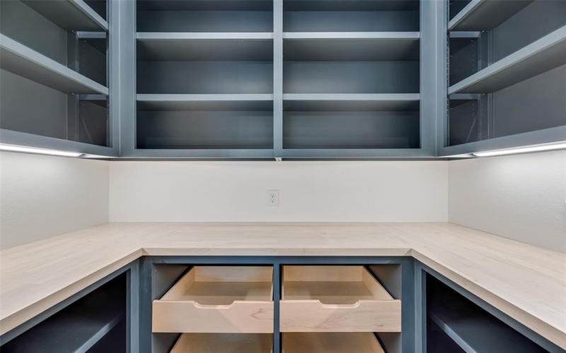 4404 Rusk Avenue, Dallas, TX 75204, 3 Habitaciones Habitaciones , ,3 BañosBaños,Residential,En Venta,4404 Rusk Avenue,0,21200210