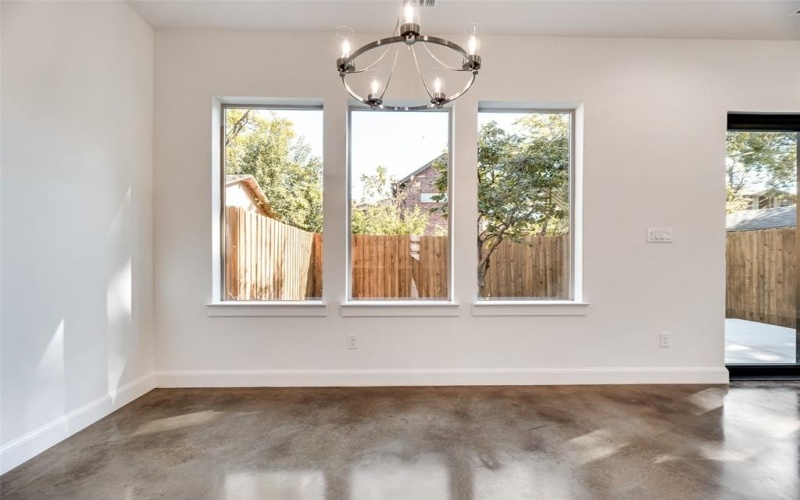 4404 Rusk Avenue, Dallas, TX 75204, 3 Habitaciones Habitaciones , ,3 BañosBaños,Residential,En Venta,4404 Rusk Avenue,0,21200210