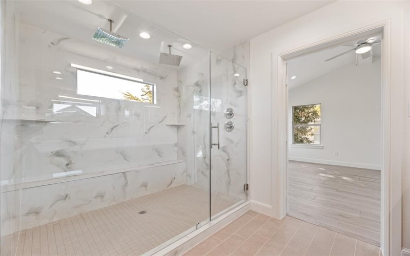 4404 Rusk Avenue, Dallas, TX 75204, 3 Habitaciones Habitaciones , ,3 BañosBaños,Residential,En Venta,4404 Rusk Avenue,0,21200210