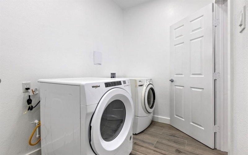 111 2nd Street, Pecan Gap, TX 75469, 4 Habitaciones Habitaciones , ,5 BañosBaños,Residential,En Venta,111 2nd Street,0,21202213