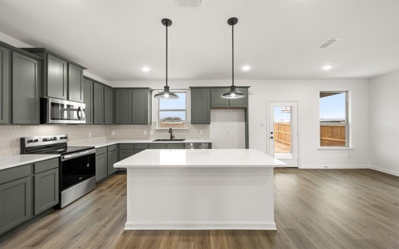 10932 Cacao Drive, Fort Worth, TX 76108, 3 Bedrooms Bedrooms, ,2 BathroomsBathrooms,Residential,For Sale,10932 Cacao Drive,0,21202408