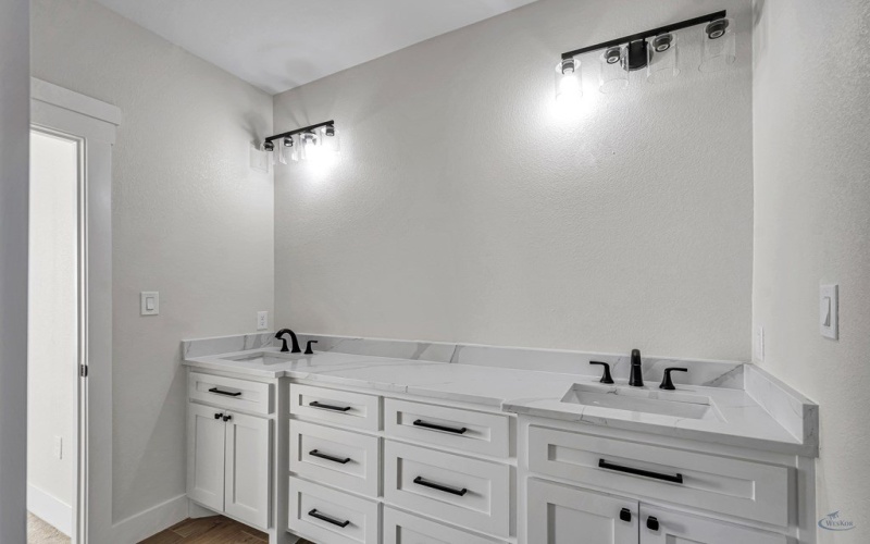 2815 S County Rd 1092, Midland, TX 79706, 4 Bedrooms Bedrooms, ,3 BathroomsBathrooms,Residential,For Sale,2815 S County Rd 1092,0,50093411