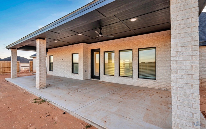 2815 S County Rd 1092, Midland, TX 79706, 4 Bedrooms Bedrooms, ,3 BathroomsBathrooms,Residential,For Sale,2815 S County Rd 1092,0,50093411