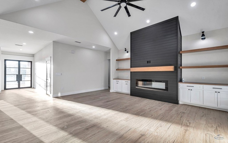 2815 S County Rd 1092, Midland, TX 79706, 4 Bedrooms Bedrooms, ,3 BathroomsBathrooms,Residential,For Sale,2815 S County Rd 1092,0,50093411