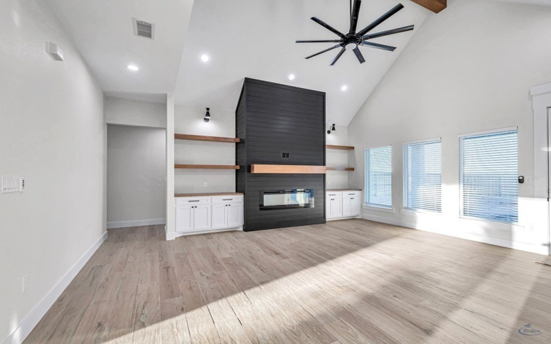 2815 S County Rd 1092, Midland, TX 79706, 4 Bedrooms Bedrooms, ,3 BathroomsBathrooms,Residential,For Sale,2815 S County Rd 1092,0,50093411