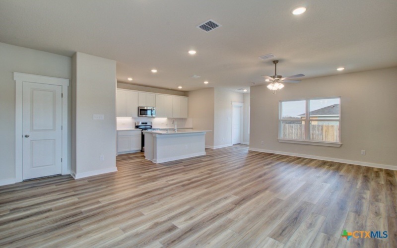 3587 Starbright Drive, New Braunfels, TX 78130, 5 Habitaciones Habitaciones , ,3 BañosBaños,Residential,En Venta,3587 Starbright Drive,0,606731