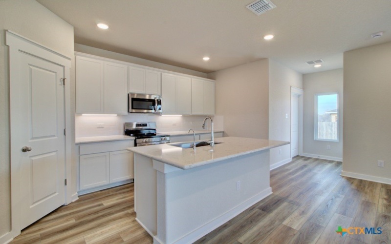 3587 Starbright Drive, New Braunfels, TX 78130, 5 Habitaciones Habitaciones , ,3 BañosBaños,Residential,En Venta,3587 Starbright Drive,0,606731