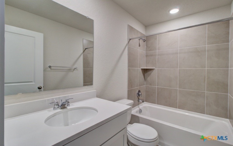 3587 Starbright Drive, New Braunfels, TX 78130, 5 Habitaciones Habitaciones , ,3 BañosBaños,Residential,En Venta,3587 Starbright Drive,0,606731