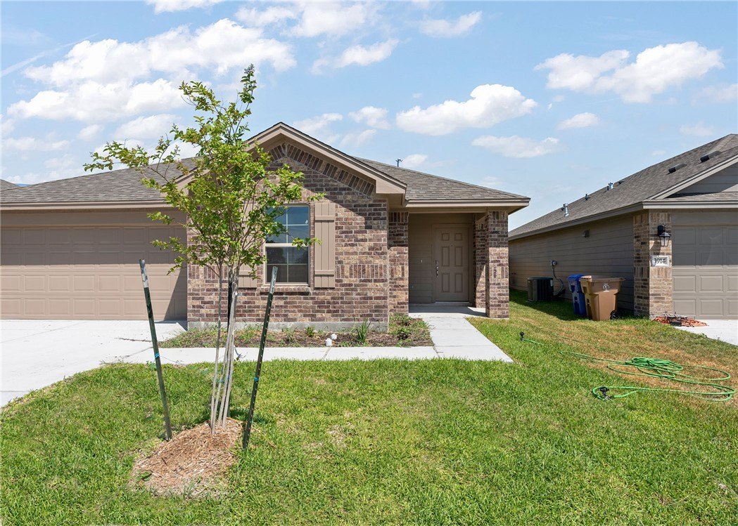 1317 Connie Scott Drive, Corpus Christi, TX 78415, 3 Bedrooms Bedrooms, ,2 BathroomsBathrooms,Residential,For Sale,1317 Connie Scott Drive,0,473035