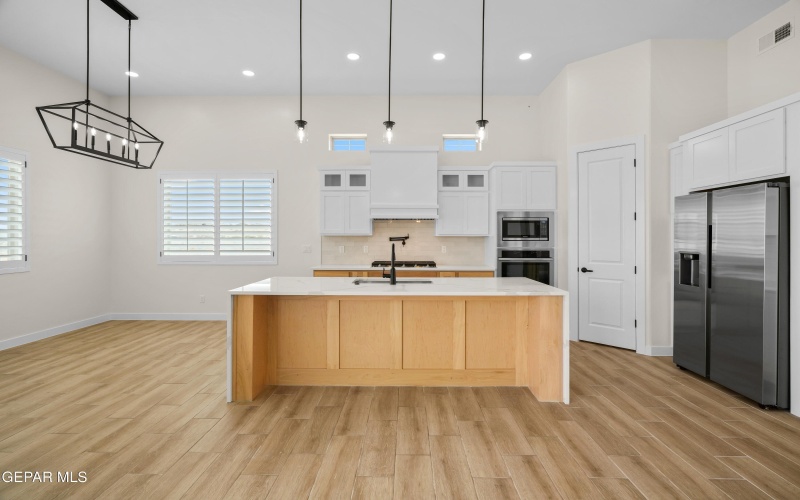 14425 Dune Flower Parkway, Horizon City, TX 79928, 4 Bedrooms Bedrooms, ,3 BathroomsBathrooms,Residential,For Sale,14425 Dune Flower Parkway,0,939908