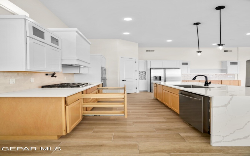 14425 Dune Flower Parkway, Horizon City, TX 79928, 4 Bedrooms Bedrooms, ,3 BathroomsBathrooms,Residential,For Sale,14425 Dune Flower Parkway,0,939908