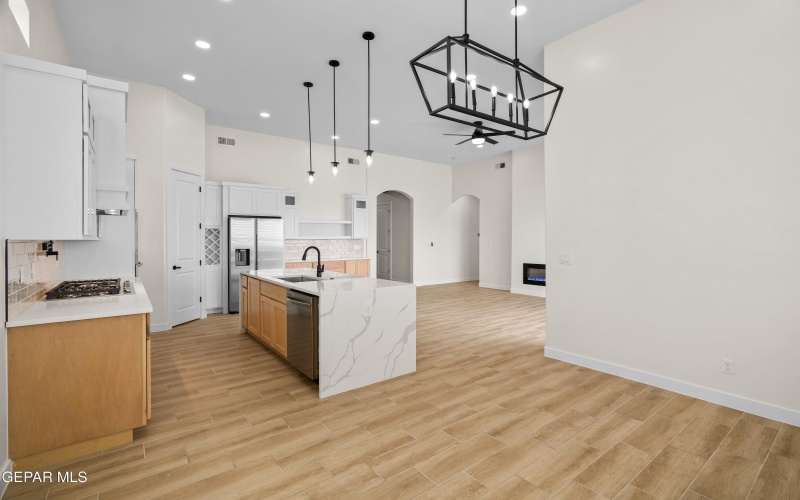 14425 Dune Flower Parkway, Horizon City, TX 79928, 4 Bedrooms Bedrooms, ,3 BathroomsBathrooms,Residential,For Sale,14425 Dune Flower Parkway,0,939908