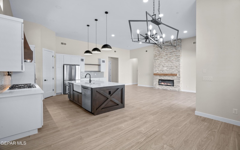 14437 Dune Flower Parkway, Horizon City, TX 79928, 4 Bedrooms Bedrooms, ,3 BathroomsBathrooms,Residential,For Sale,14437 Dune Flower Parkway,0,939919