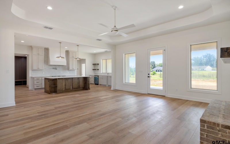 15543 County Rd 1261, Flint, TX 75762, 4 Bedrooms Bedrooms, ,3 BathroomsBathrooms,Residential,For Sale,15543 County Rd 1261,0,26003351