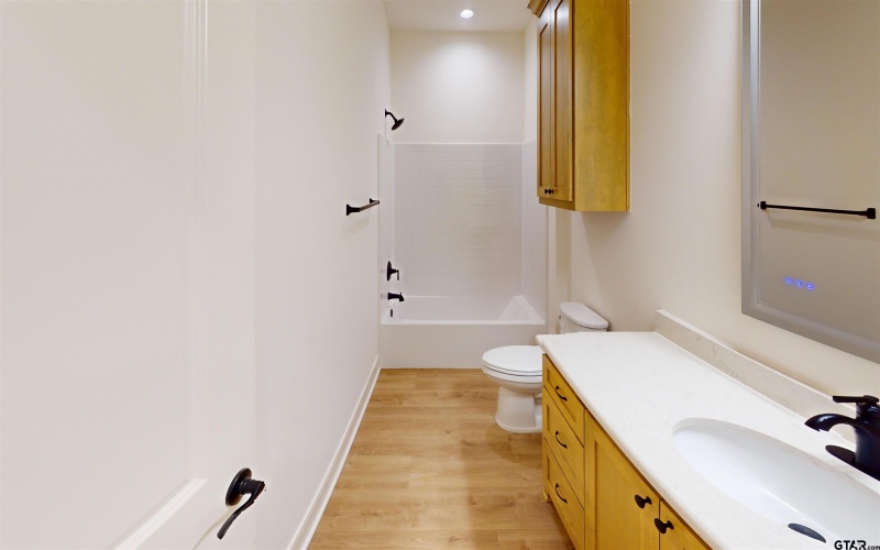 6622 Bendale Dr, Tyler, TX 75703, 3 Bedrooms Bedrooms, ,2 BathroomsBathrooms,Residential,For Sale,6622 Bendale Dr,0,26003385