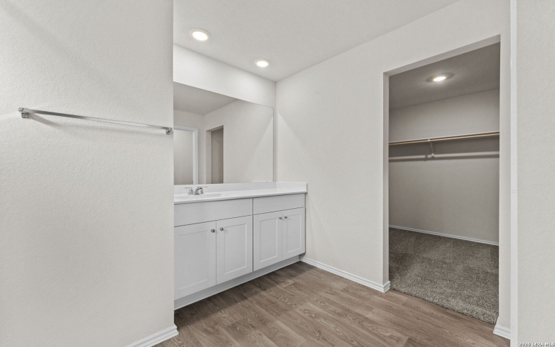 1104 Argonne Forest, Seguin, TX 78155, 4 Habitaciones Habitaciones , ,2 BañosBaños,Residential,En Venta,1104 Argonne Forest,0,1944311