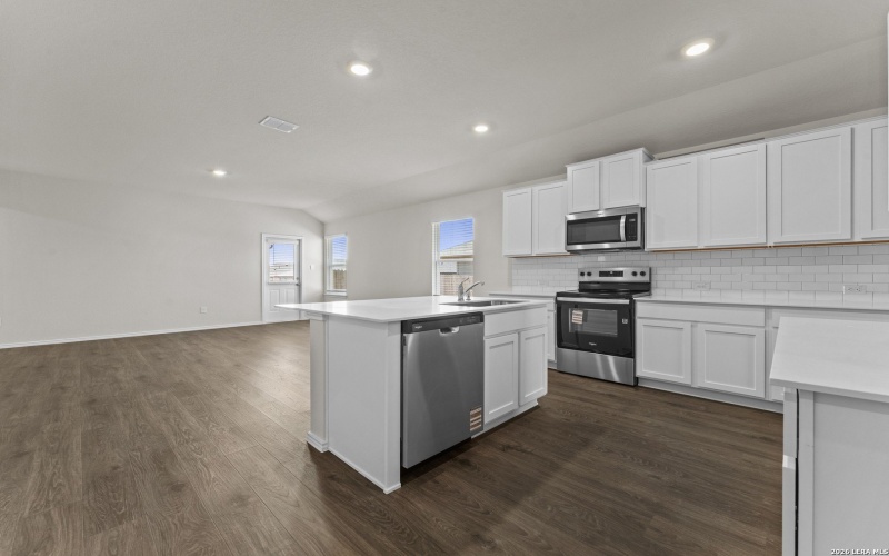 154 Double L Dr, Comfort, TX 78013, 3 Bedrooms Bedrooms, ,2 BathroomsBathrooms,Residential,For Sale,154 Double L Dr,0,1947723