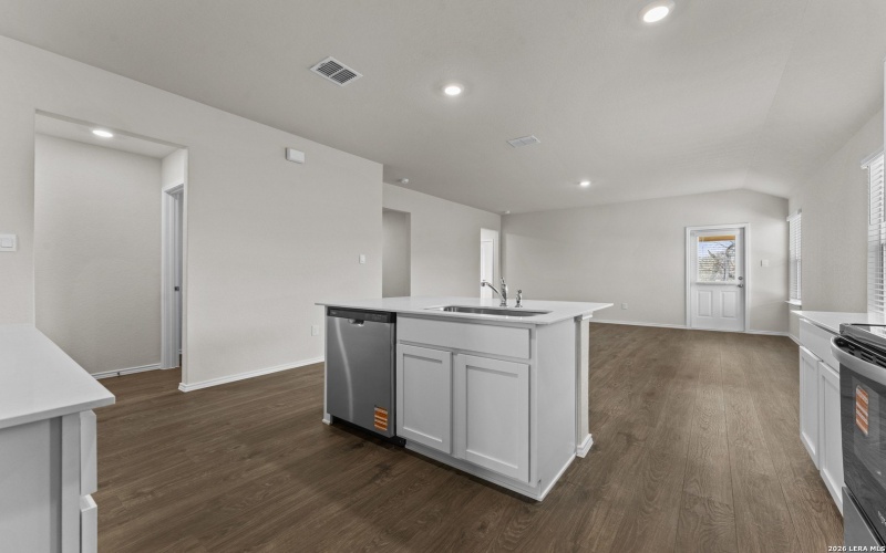 154 Double L Dr, Comfort, TX 78013, 3 Bedrooms Bedrooms, ,2 BathroomsBathrooms,Residential,For Sale,154 Double L Dr,0,1947723