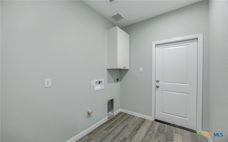 608 Mustang Circle, Nixon, TX 78140, 3 Habitaciones Habitaciones , ,2 BañosBaños,Residential,En Venta,608 Mustang Circle,0,606742