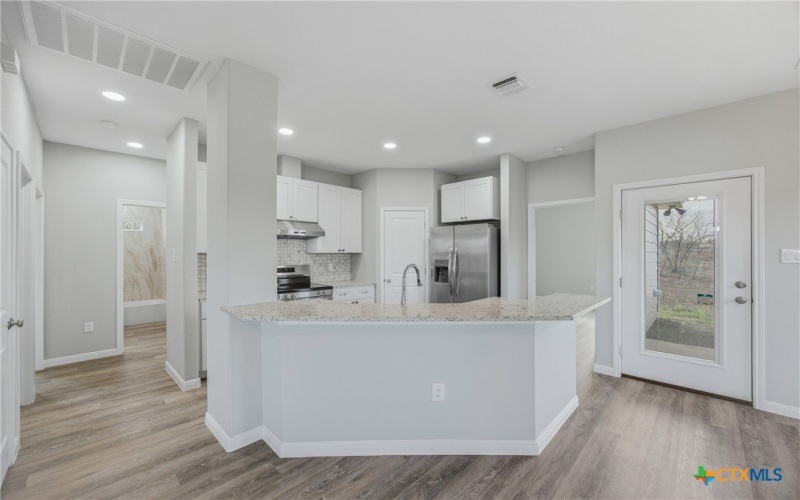 608 Mustang Circle, Nixon, TX 78140, 3 Habitaciones Habitaciones , ,2 BañosBaños,Residential,En Venta,608 Mustang Circle,0,606742