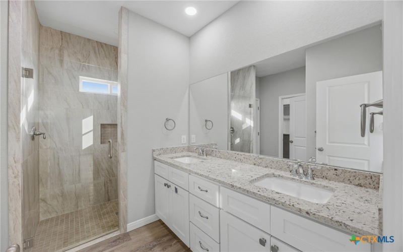 608 Mustang Circle, Nixon, TX 78140, 3 Habitaciones Habitaciones , ,2 BañosBaños,Residential,En Venta,608 Mustang Circle,0,606742