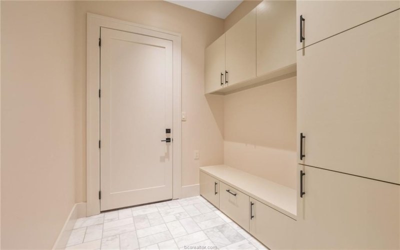 4212 Tuscany Court, Bryan, TX 77802, 4 Bedrooms Bedrooms, ,5 BathroomsBathrooms,Residential,For Sale,4212 Tuscany Court,0,26002772