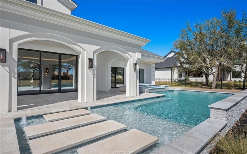 4212 Tuscany Court, Bryan, TX 77802, 4 Bedrooms Bedrooms, ,5 BathroomsBathrooms,Residential,For Sale,4212 Tuscany Court,0,26002772