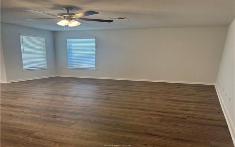 6443 Raleigh Loop, College Station, TX 77845, 3 Bedrooms Bedrooms, ,2 BathroomsBathrooms,Residential,For Sale,6443 Raleigh Loop,0,26003002