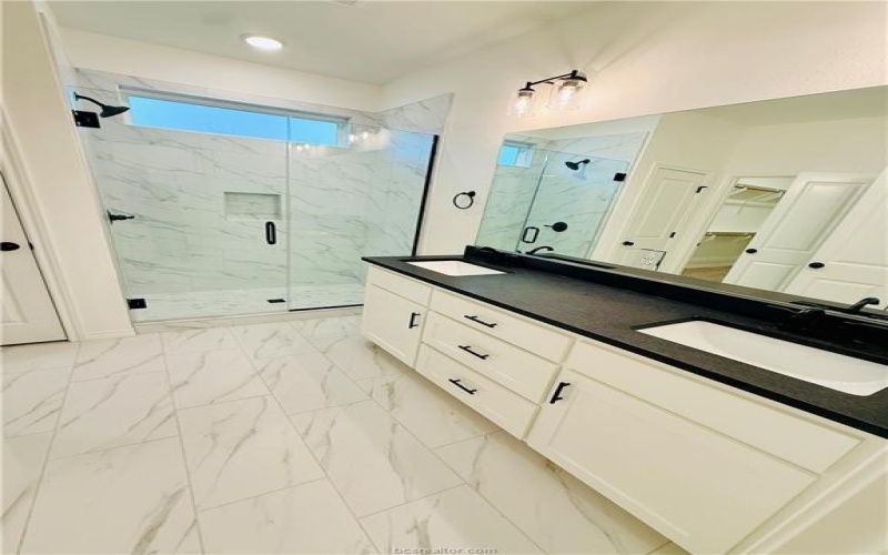 1202 Suncrest Street, Bryan, TX 77803, 3 Bedrooms Bedrooms, ,2 BathroomsBathrooms,Residential,For Sale,1202 Suncrest Street,0,26003036