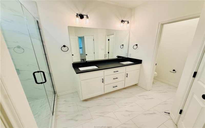 1202 Suncrest Street, Bryan, TX 77803, 3 Bedrooms Bedrooms, ,2 BathroomsBathrooms,Residential,For Sale,1202 Suncrest Street,0,26003036