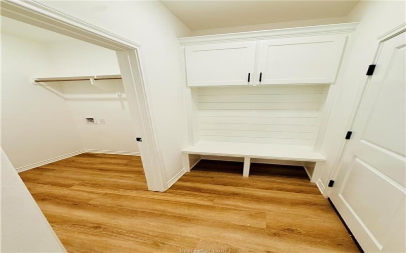 1202 Suncrest Street, Bryan, TX 77803, 3 Bedrooms Bedrooms, ,2 BathroomsBathrooms,Residential,For Sale,1202 Suncrest Street,0,26003036