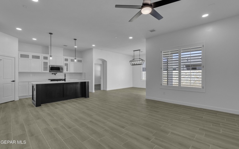 15233 EXPECTATION Avenue, El Paso, TX 79938, 3 Bedrooms Bedrooms, ,2 BathroomsBathrooms,Residential,For Sale,15233 EXPECTATION Avenue,0,939962