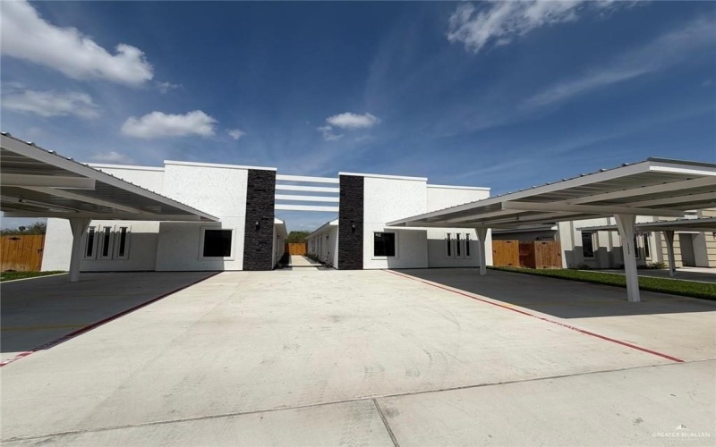 3098 Briggs Road unit: 4, Weslaco, TX 78596, 3 Bedrooms Bedrooms, ,2 BathroomsBathrooms,Residential,For Sale,3098 Briggs Road unit: 4,0,497883