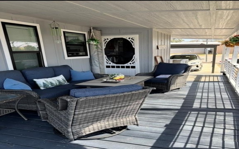 817 Brazos Harbor Circle, Granbury, TX 76048, 1 Bedroom Bedrooms, ,1 BathroomBathrooms,Residential,For Sale,817 Brazos Harbor Circle,0,21167656