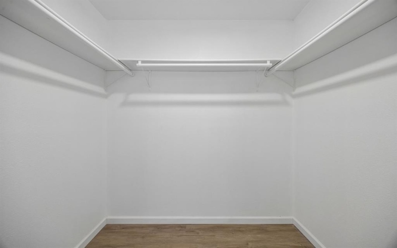 3702 Spring Avenue, Dallas, TX 75210, 4 Bedrooms Bedrooms, ,2 BathroomsBathrooms,Residential,For Sale,3702 Spring Avenue,0,21197038