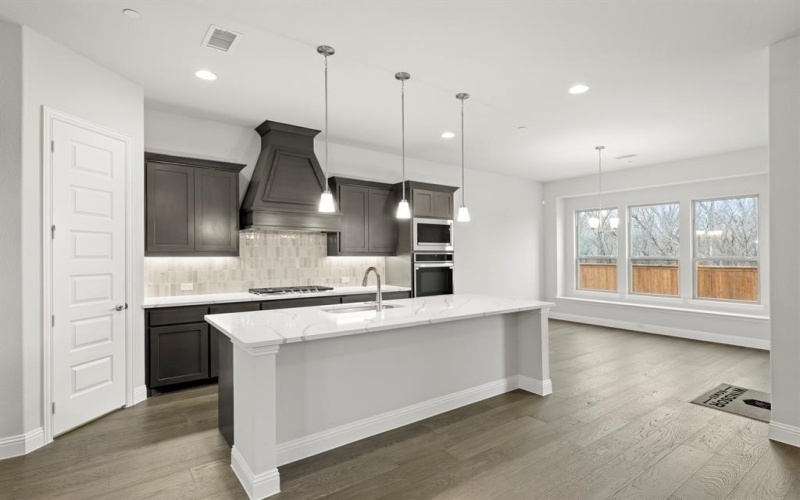 721 Phoenix Lane, McKinney, TX 75072, 4 Bedrooms Bedrooms, ,3 BathroomsBathrooms,Residential,For Sale,721 Phoenix Lane,0,21204461