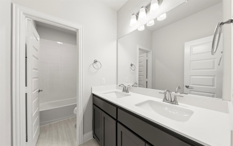 721 Phoenix Lane, McKinney, TX 75072, 4 Bedrooms Bedrooms, ,3 BathroomsBathrooms,Residential,For Sale,721 Phoenix Lane,0,21204461