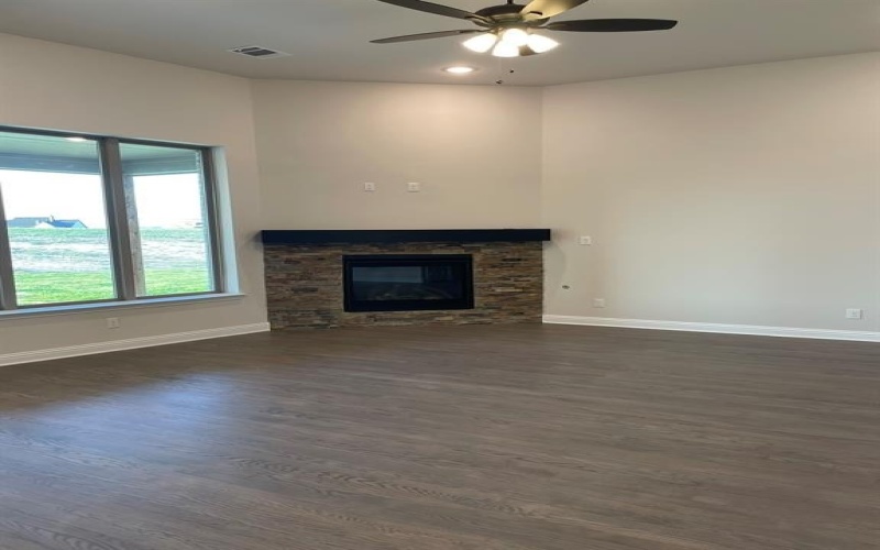 108 Lila Lake Drive, Waxahachie, TX 75165, 4 Habitaciones Habitaciones , ,3 BañosBaños,Residential,En Venta,108 Lila Lake Drive,0,21201341