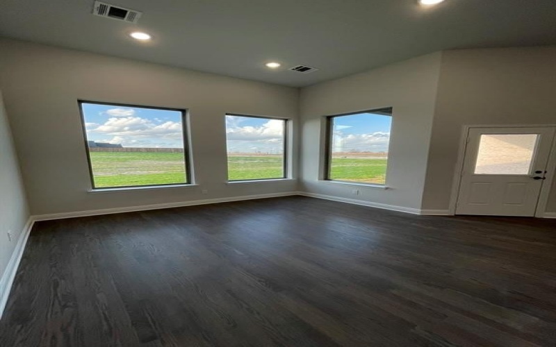 108 Lila Lake Drive, Waxahachie, TX 75165, 4 Habitaciones Habitaciones , ,3 BañosBaños,Residential,En Venta,108 Lila Lake Drive,0,21201341