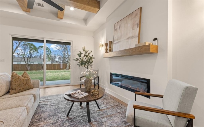 7222 Benning Avenue, Dallas, TX 75227, 3 Habitaciones Habitaciones , ,2 BañosBaños,Residential,En Venta,7222 Benning Avenue,0,21201367