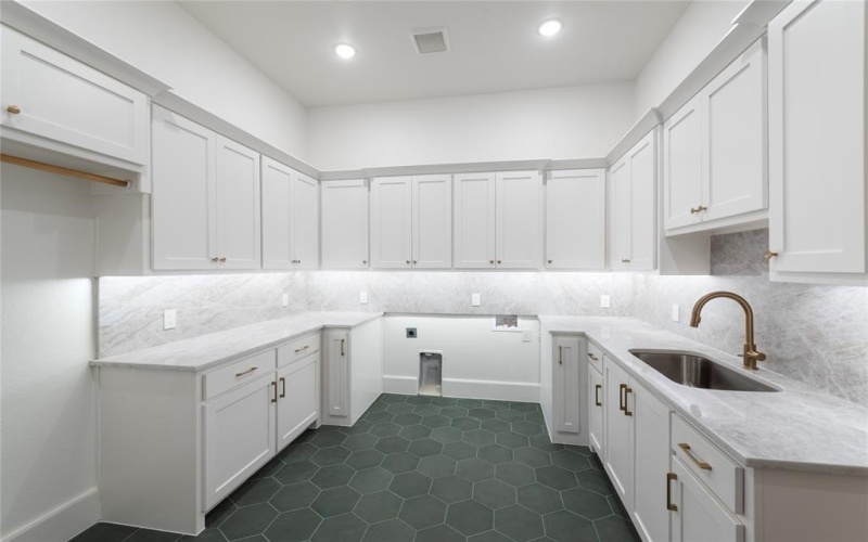 4417 Overlook Ridge, Flower Mound, TX 75022, 5 Habitaciones Habitaciones , ,6 BañosBaños,Residential,En Venta,4417 Overlook Ridge,0,21202308