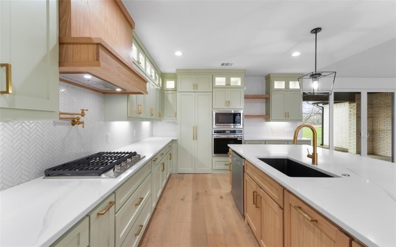 903 Dupont Circle, Corsicana, TX 75110, 4 Bedrooms Bedrooms, ,5 BathroomsBathrooms,Residential,For Sale,903 Dupont Circle,0,21202406